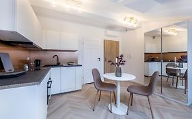 Apartament Długa 82